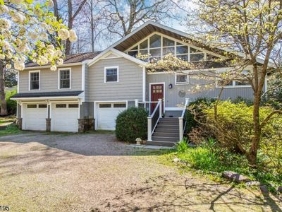 1 Moraine Rd, Morris Plains, NJ, 07950