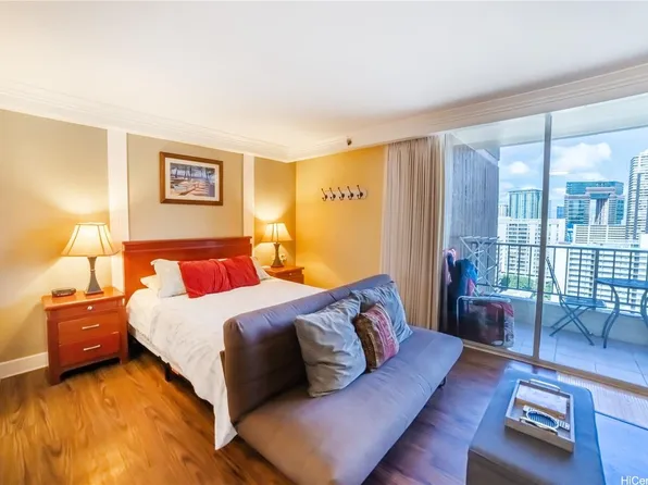 440 Olohana St #1804, Honolulu, HI 96815