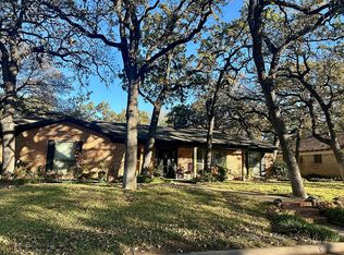 1328 Kathryn St, Hurst, TX 76053