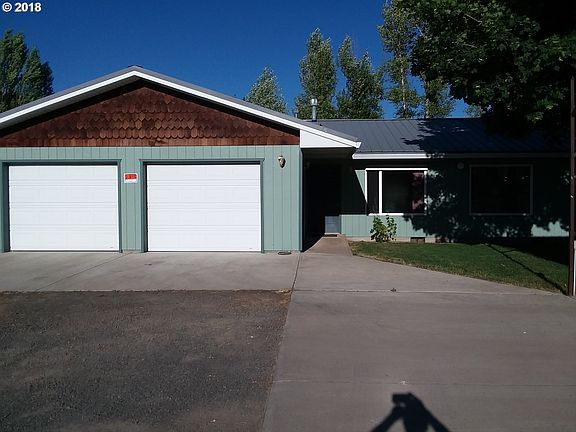 2nd image of 300 1/2 W Alder St