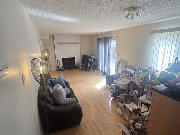 5th image of 422 Skeena Ct