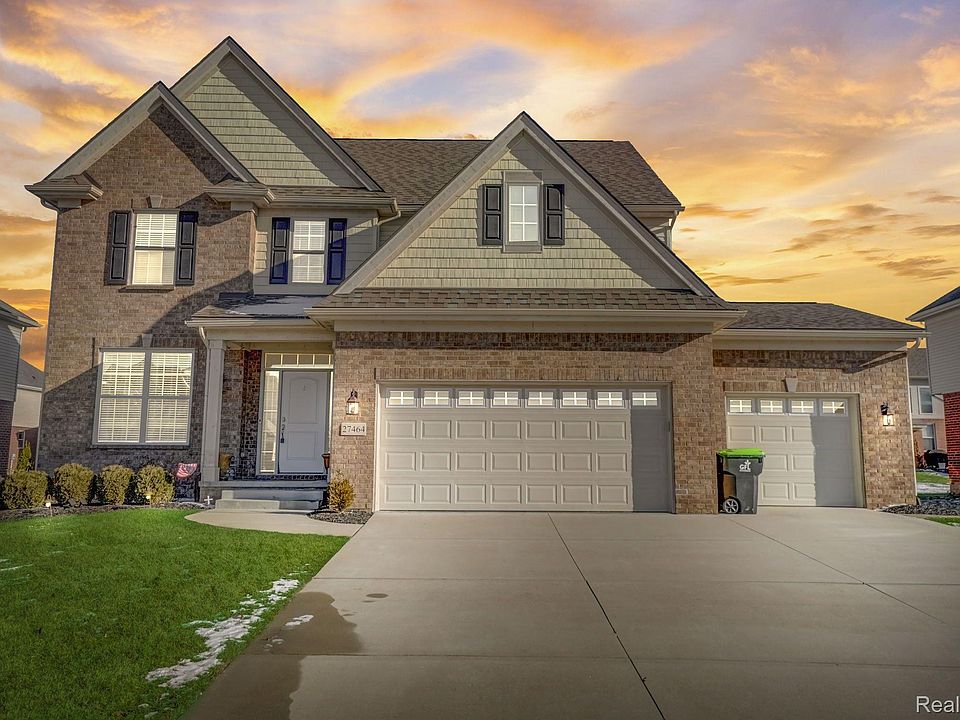 1st image of 27464 Pamplona Ln