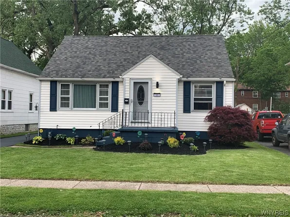 25 Julius St, Buffalo, NY 14220