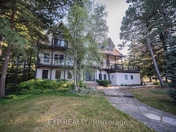 4th image of 106 Plater St