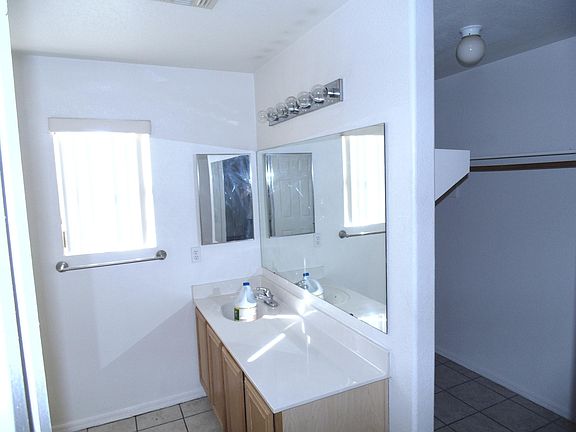 4th image of 3453 W Louise Dr