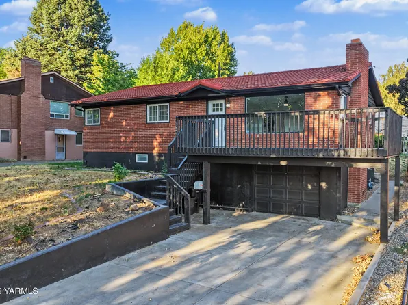 909 S 23rd Ave, Yakima, WA 98902