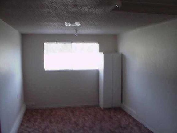 4th image of 744 E Eubanks St