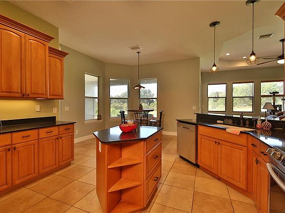 5th image of 13921 SE 156th Ln
