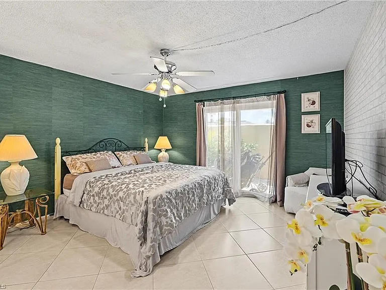 131 Teryl Rd #C-3 — Photo 17