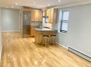 3267 36th St, Astoria, NY 11106