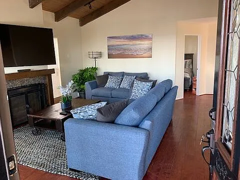 319 Ocean Front Walk #3 — Photo 20