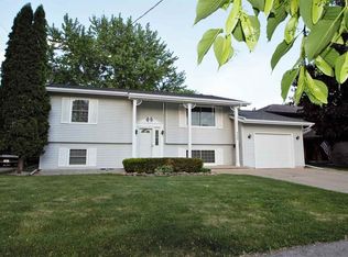 733 State St, Menasha, WI 54952