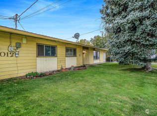 9012B Bong Loop #B, Moses Lake, WA 98837