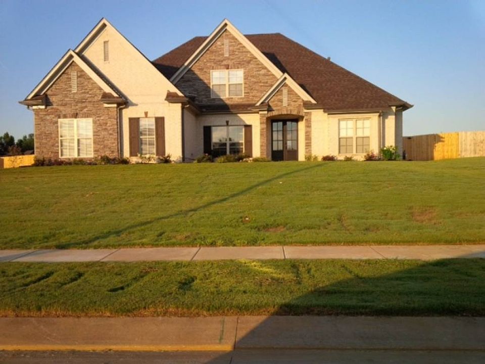 1st image of 209 Littleton Way