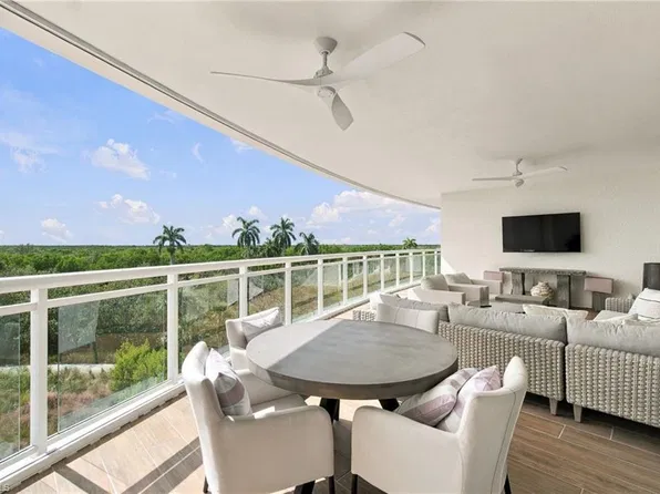 13925 Old Coast Rd #403, Naples, FL 34110