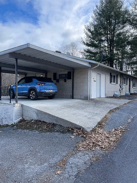 2 bed, 1269 sqft, $1,250 — Photo 2