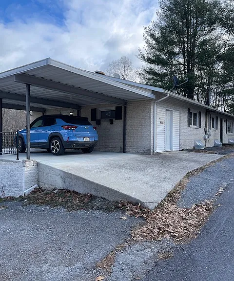 Carport