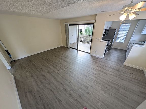 5th image of 4806 Nara Vista Way Unit 204