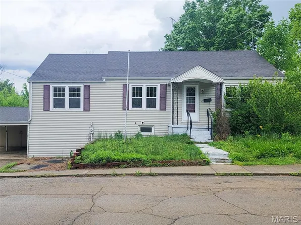 300 W Marvin Ave, Fredericktown, MO 63645