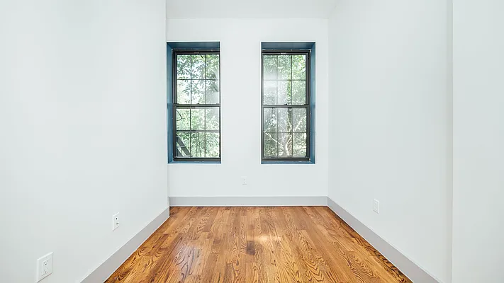 Rented by Nooklyn NYC LLC | media 24