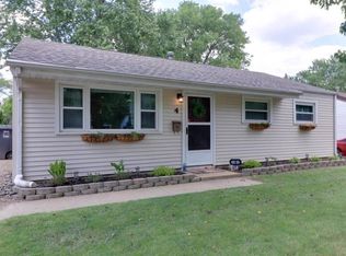 4 Norwood Dr, Normal, IL 61761