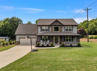 104 Long Creek Ct, Inman, SC 29349