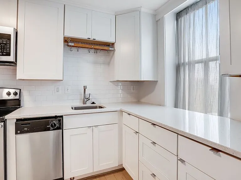 1451 Park Rd NW #520 — Photo 12