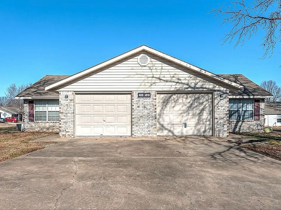 4520 W Franciscan Trl