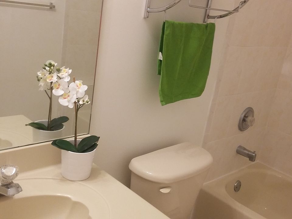 1st image of 6720 NW 114th Ave APT 821
