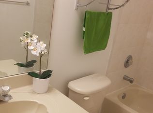 6720 NW 114th Ave APT 821, Doral, FL 33178