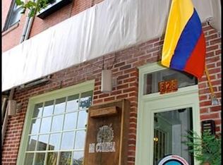 328 S 17th St, Philadelphia, PA 19103