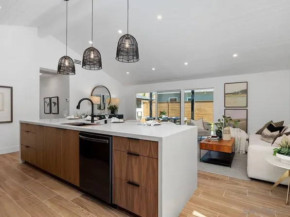 948 Emma Dr, Cardiff, CA 92007