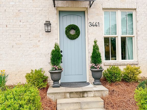 2nd image of 3341 Lockwood Pl