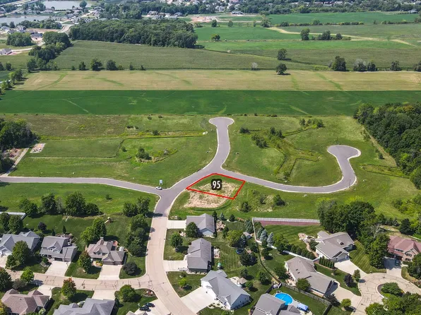 Winnipeg St #95, Menasha, WI 54952