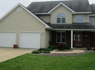 18 Hibiscus Ln, Hannibal, MO 63401