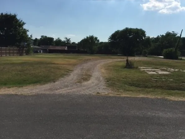 N Sherman St, Palmer, TX 75152