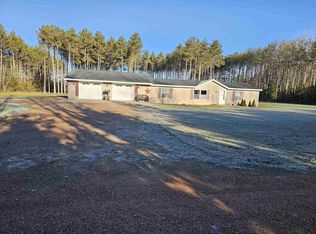 5666 W Wilderness Ln, Bancroft, WI 54921