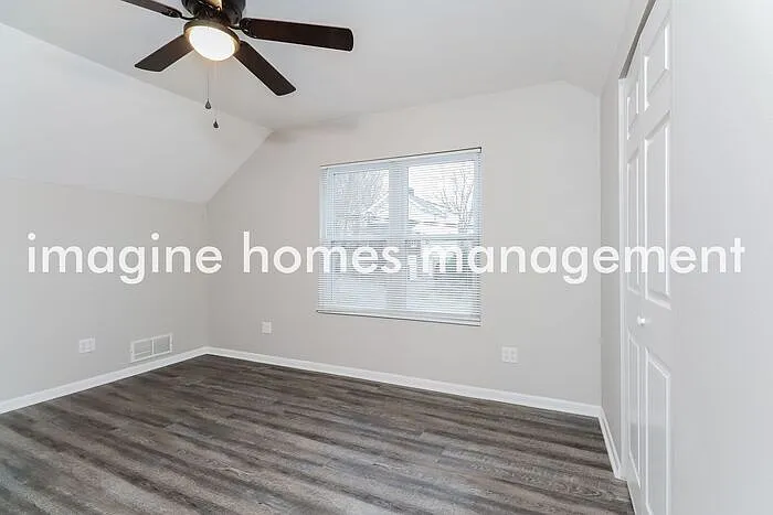 2898 Maple St — Photo 13