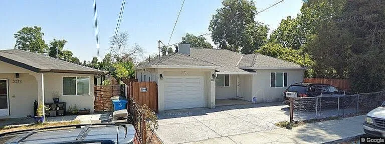 2208 Dumbarton Ave photo 1