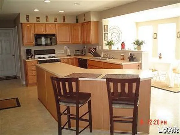 Building Photo - 3116 Fox Hill Rd