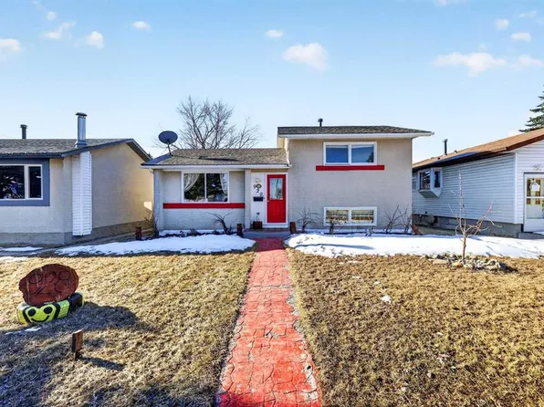 928 N Pinecliff Dr NE, Calgary, AB T1Y 3Y2