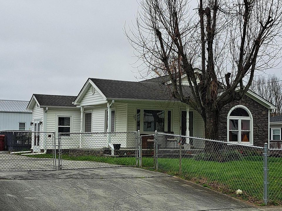 2nd image of 609 Orleans St