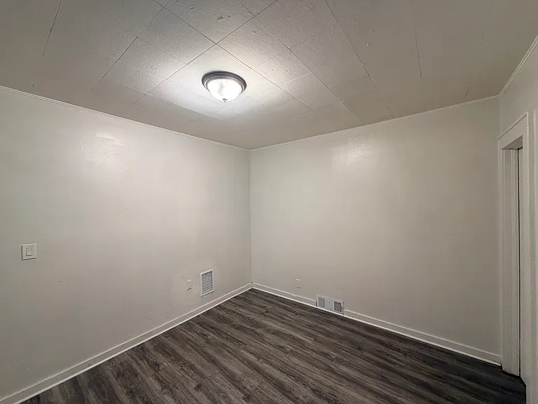 2312 E Main St #3 — Photo 5