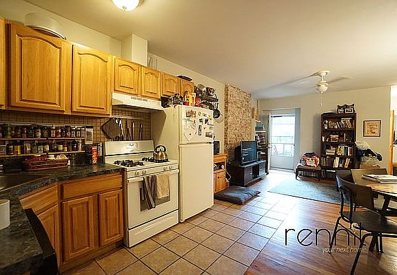 3rd image of 305 7th St #1L