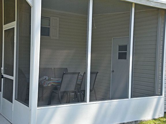 Screened Patio