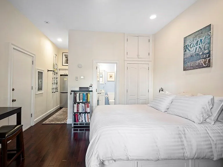 216 W Canton St #2 — Photo 5