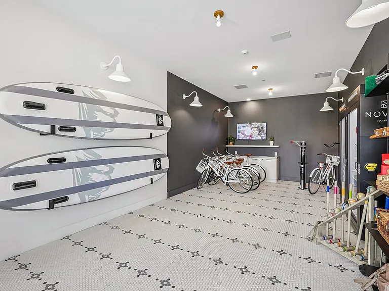 NOVEL Parkway by Crescent Communities — Photo 32