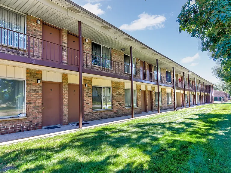 Arbor Park Apartments — Photo 15