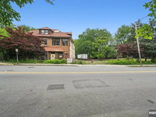 201 W Englewood Ave, Englewood, NJ 07631