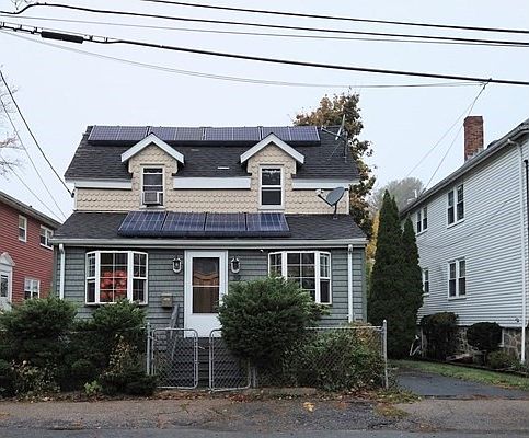 2nd image of 39 Harmon St